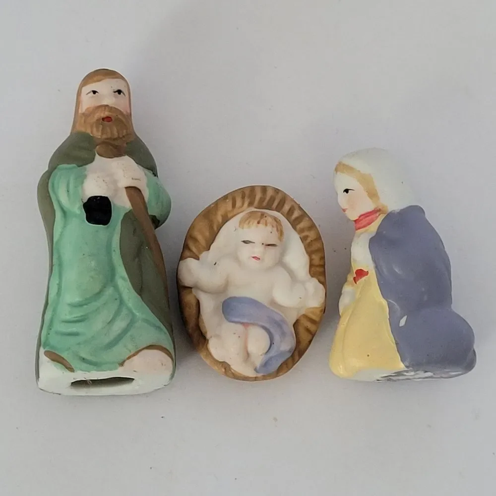 Nativity Stable 3 Figurine Set